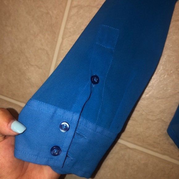 FINAL-American Eagle Blue Sheer Button Down Shirt - Picture 4 of 5